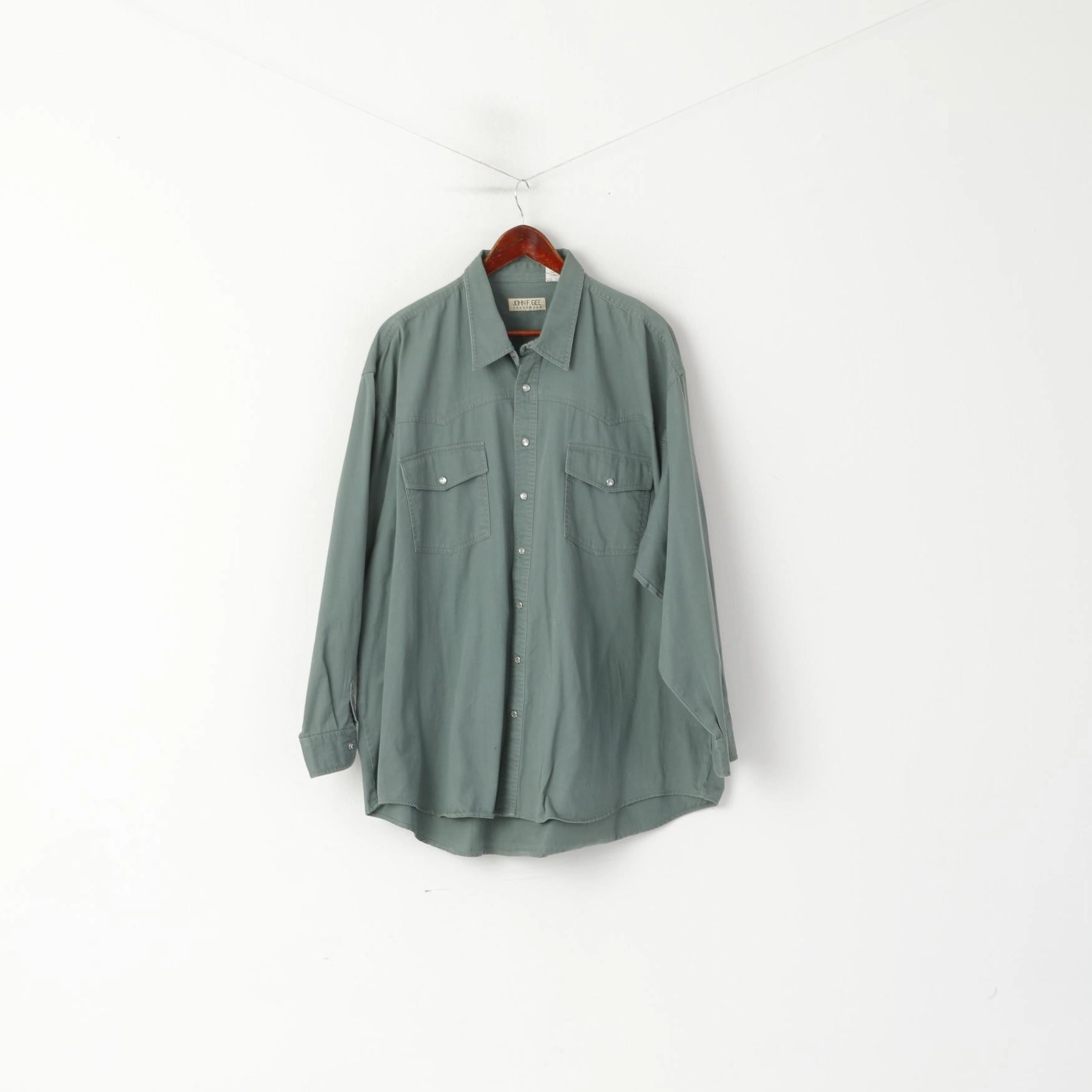 John F. Gee Jeanswear Men 49/50 3XL Casual Shirt Green Cotton Denim Oversize Top Neutral Tones