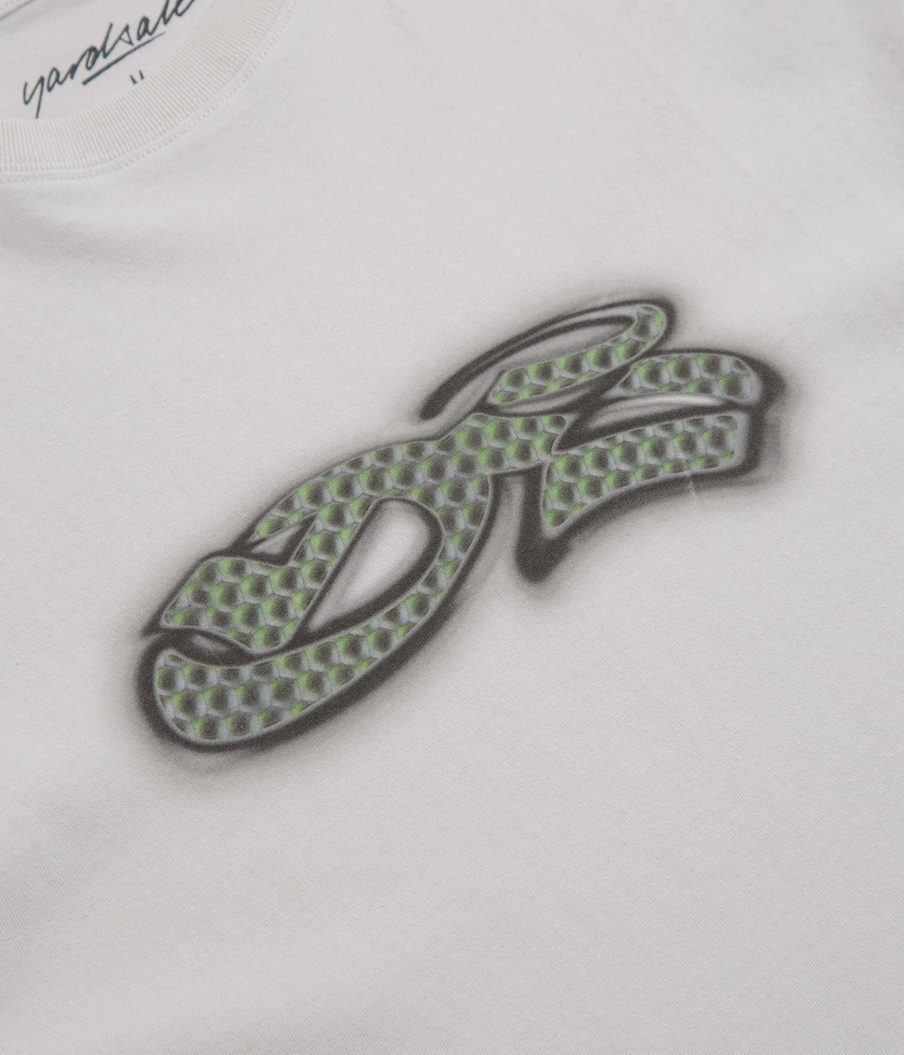 Non Irritating Seams Yardsale Bug Out T-Shirt - Grey