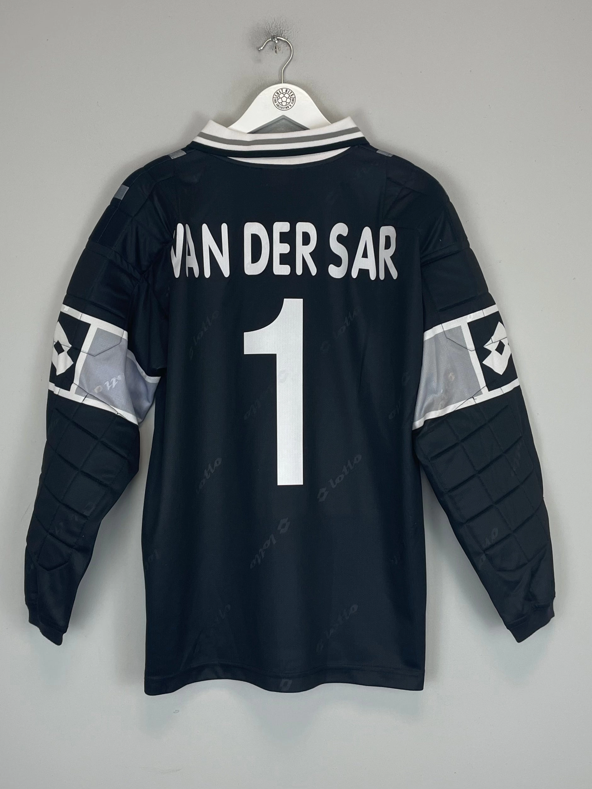 High Density Knit Fabric Stylish performance 2000/01 JUVENTUS VAN DER SAR #1 GK SHIRT (M) LOTTO